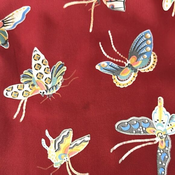 Metropolitan Museum of Art Silk Red Doubled Scarf Butterflies Print Italy - Picture 12 of 12